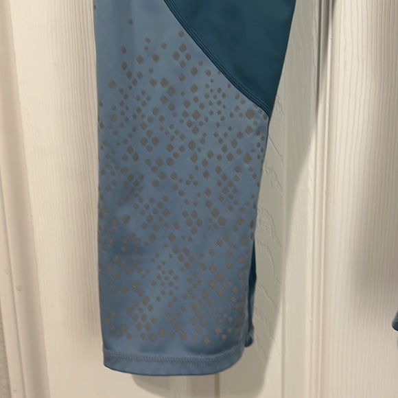 Mid rise printed ultra cool crop - Picture 2 of 5